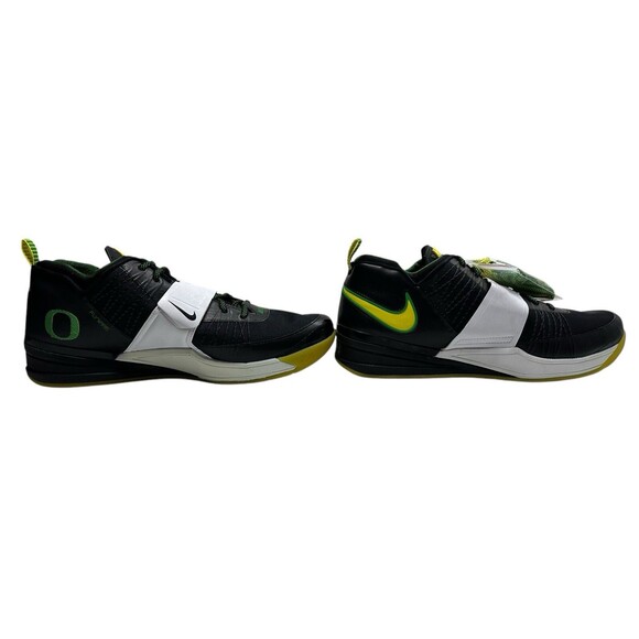 Athletic_Shoes